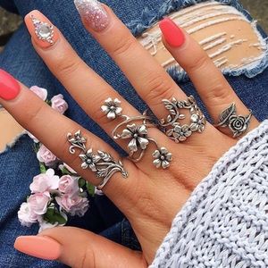 Set of 3 Climbers 🌼🌸🌿 Flowers & Vines, Vintage style Rings